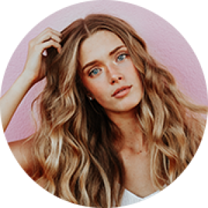 Featured author image: A banquet Fit for the Queen!